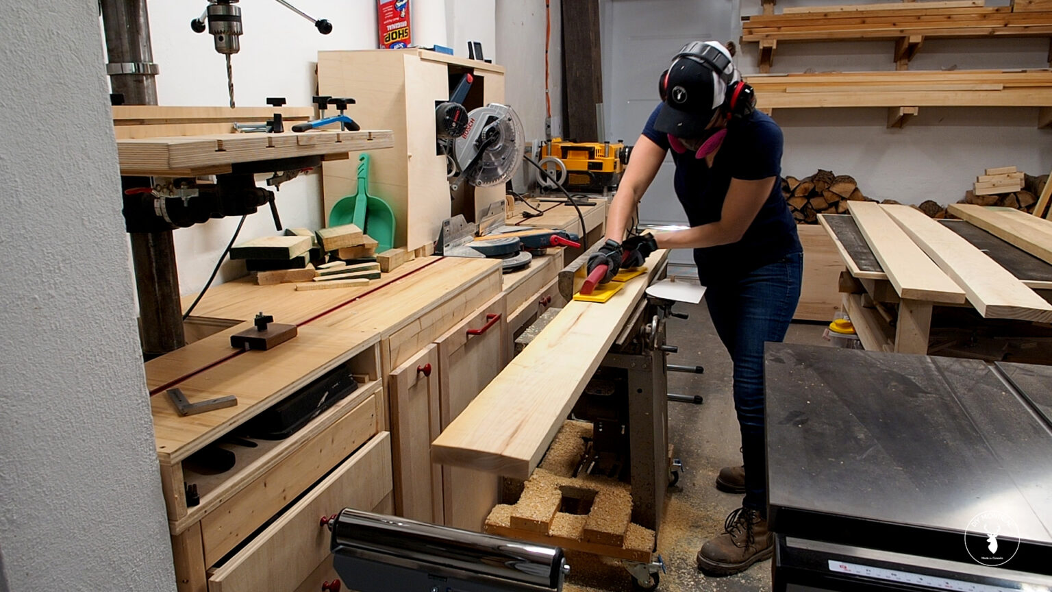 DIY Desk Top Build Tutorial DIY Montreal   DIY Desk Top Lumber Milling Process Step 1 Flatten Face On Jointer 1536x864 