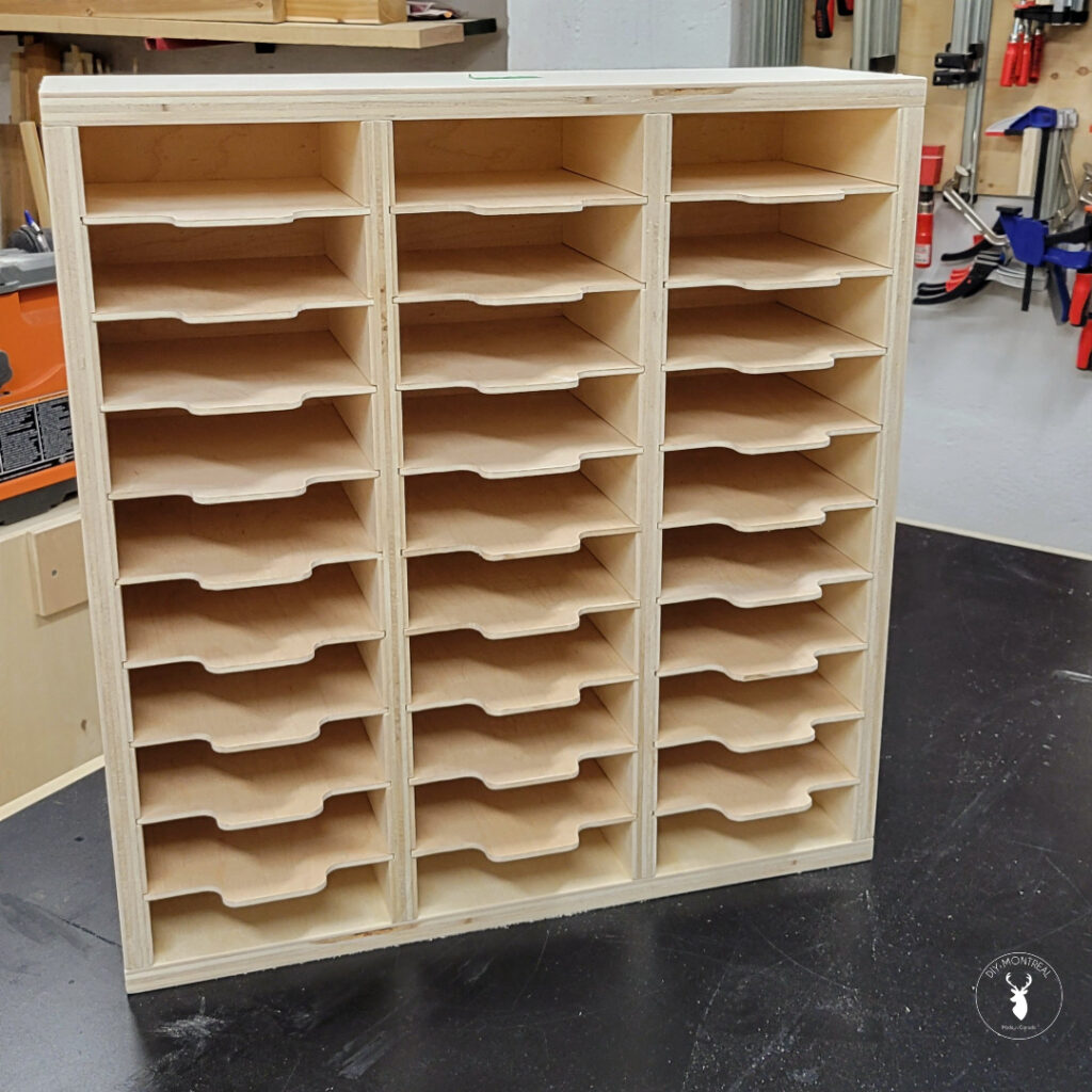 I built a French cleat digital sandpaper sorter that keeps all of