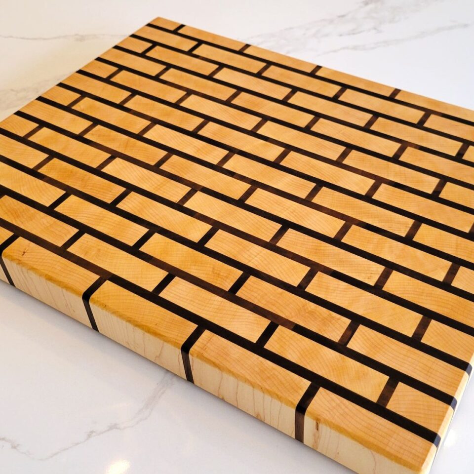 Brick Pattern End Grain Cutting Board Build Plans DIY Montreal